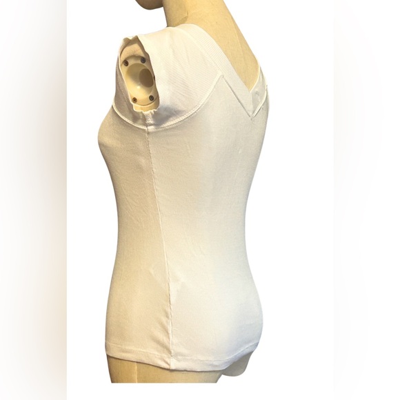 Urban Outfitters BDG Shannen V-Neck Top White - Picture 9 of 10